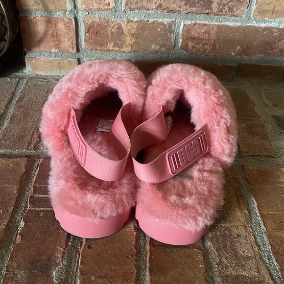 UGG Super Fluff Pink Slippers - Picture 3 of 6